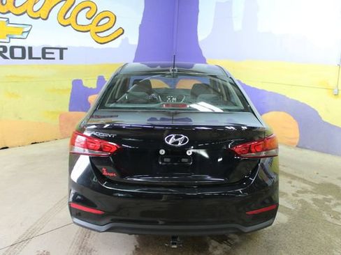 Used 2021 Hyundai Accent SEL image 7