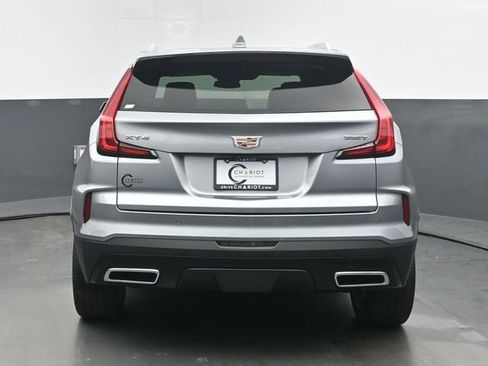 Used 2024 Cadillac XT4 Premium Luxury FWD image 5