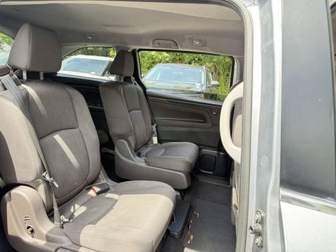 Used 2020 Honda Odyssey LX image 27