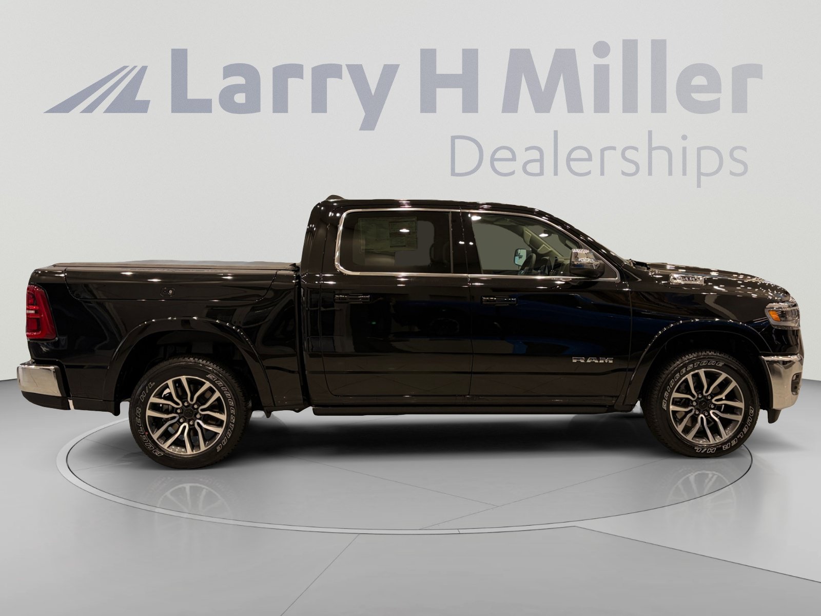 New 2026 RAM 1500 Limited AWD/4WD image 6