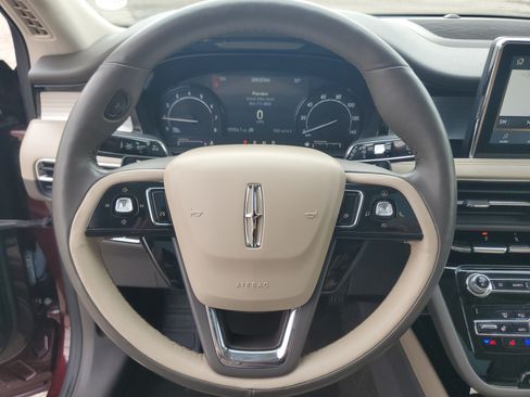 Certified 2020 Lincoln Corsair AWD w/ Premium Package image 14