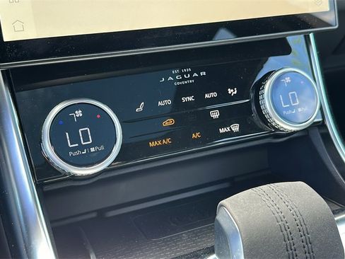 New 2024 Jaguar XF R-Dynamic SE image 20