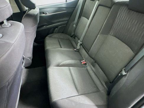 Used 2025 Toyota Camry LE image 28