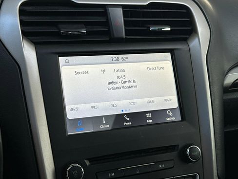 Used 2016 Ford Fusion SE w/ Equipment Group 202A image 16