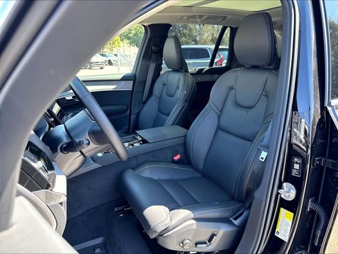 New 2026 Volvo XC90 T8 Ultra w/ Protection Package AWD/4WD image 11
