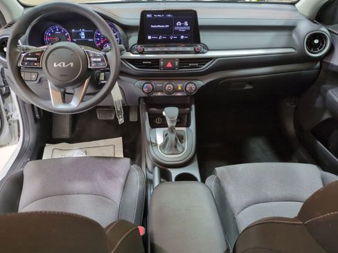 Certified 2023 Kia Forte LXS w/ LXS Technology Package FWD image 14