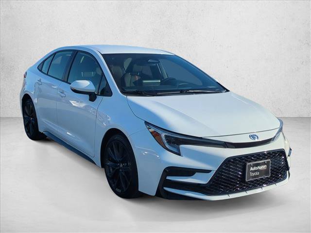 Certified 2024 Toyota Corolla SE FWD image 3