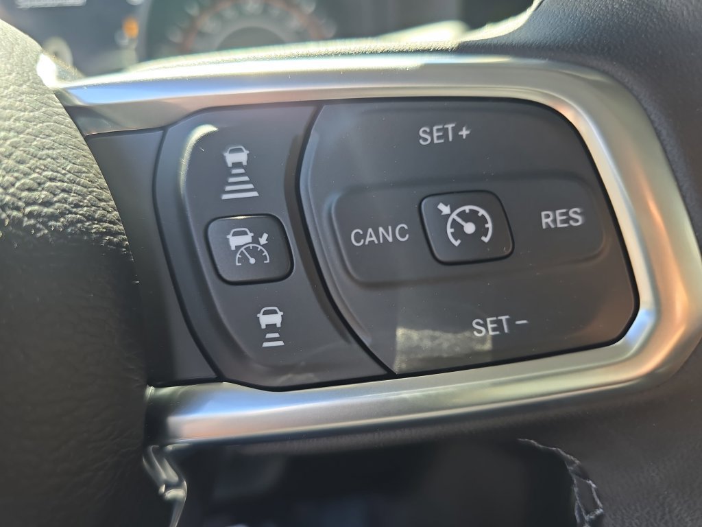 New 2026 Jeep Wrangler Unlimited Sahara AWD/4WD image 18