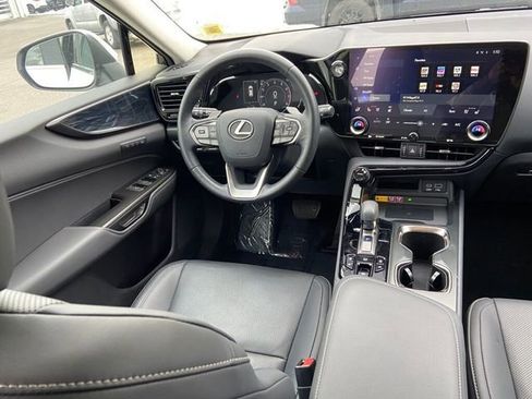 Used 2024 Lexus NX 350 AWD image 13