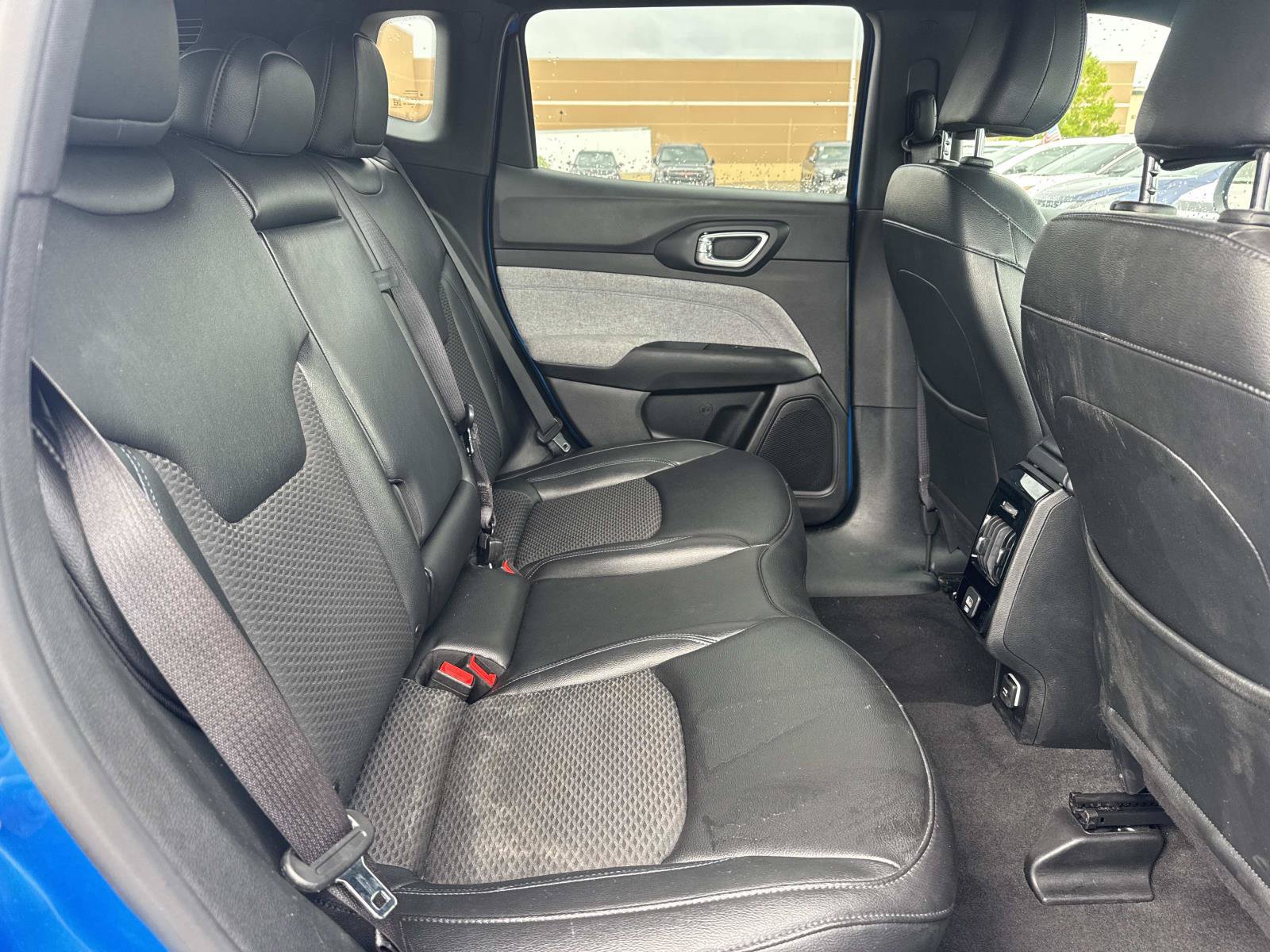 Used 2024 Jeep Compass Latitude AWD/4WD image 10