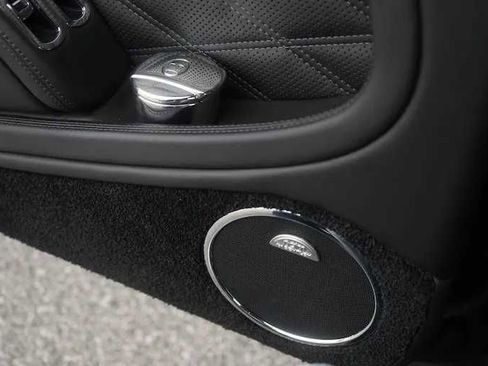 Used 2017 Bentley Mulsanne image 14