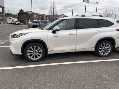 Used 2021 Toyota Highlander Limited