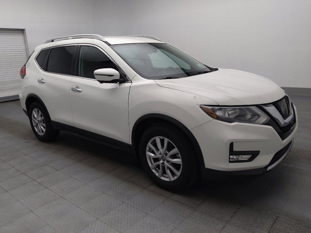 Used 2017 Nissan Rogue SV w/ SV Premium Package FWD image 11