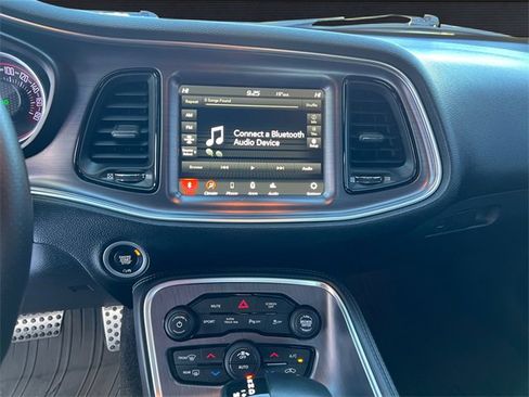 Used 2018 Dodge Challenger R/T Scat Pack w/ Dynamics Package image 11