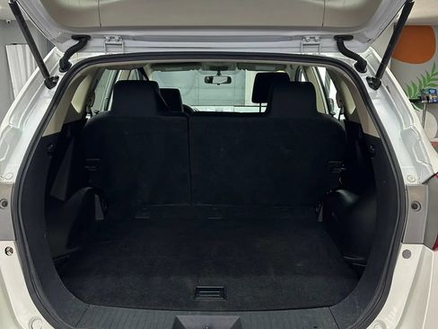 Used 2012 Nissan Rogue S AWD/4WD image 19