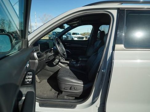 Used 2023 Kia Telluride EX X-Line image 14