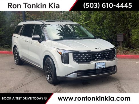 Used 2026 Kia Carnival SX Prestige image 1