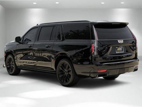 Used 2024 Cadillac Escalade ESV Sport w/ Touring Package AWD/4WD image 9