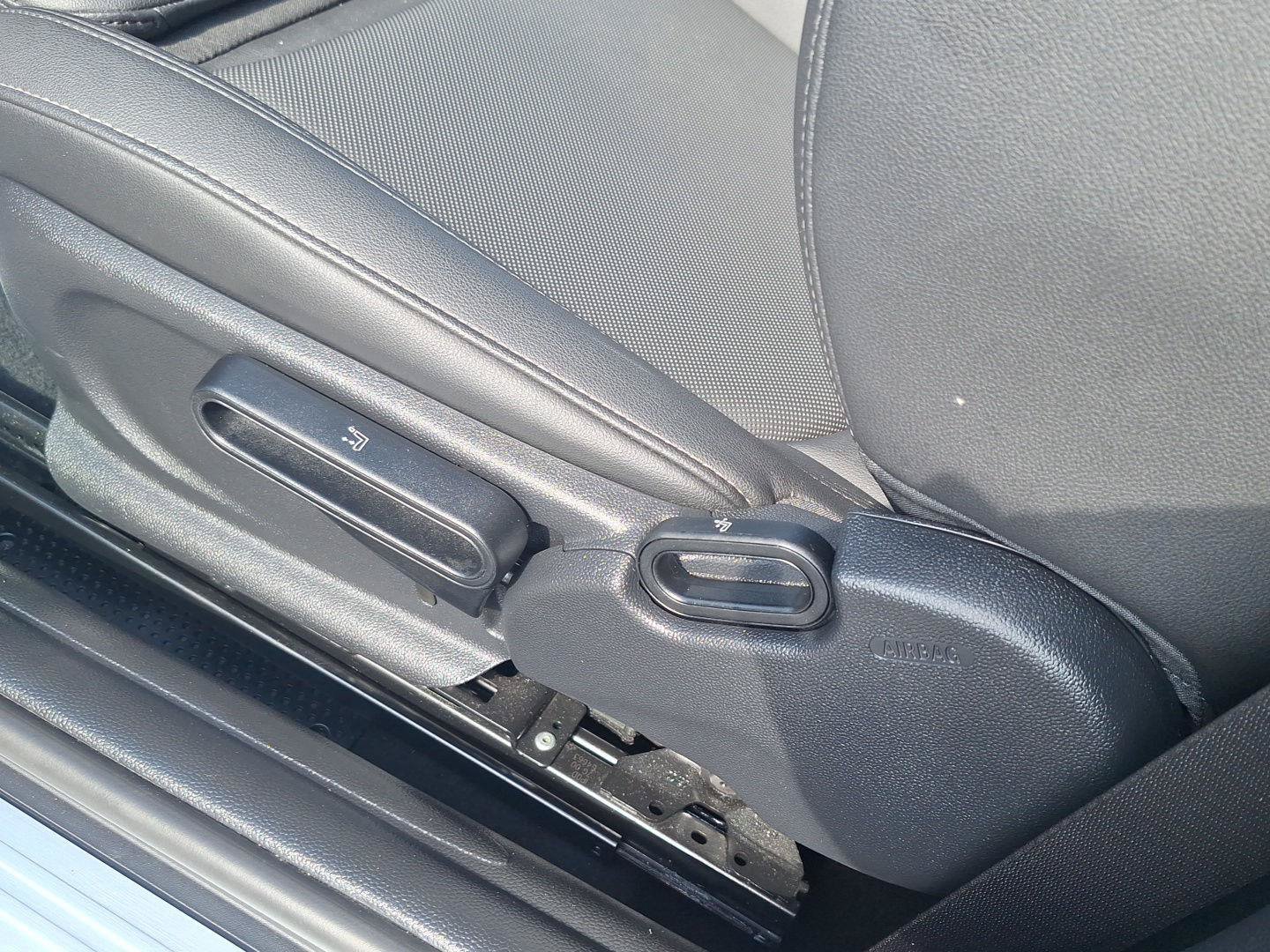 Used 2023 MINI Cooper S FWD image 13
