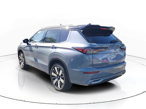 New 2026 Mitsubishi Outlander SEL image 4