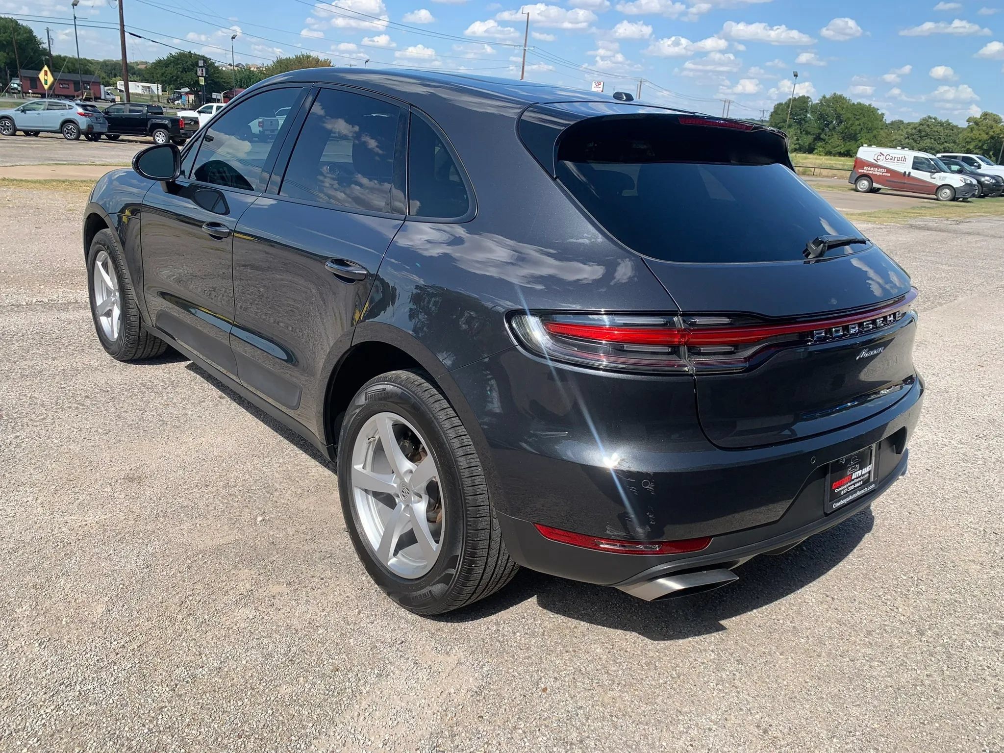 Used 2019 Porsche Macan AWD/4WD image 6