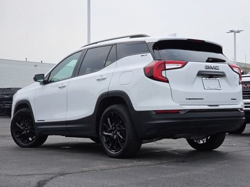 Used 2023 GMC Terrain SLT w/ Tech Package AWD/4WD image 16