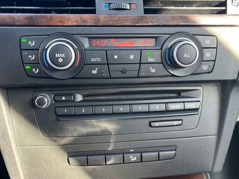 Used 2011 BMW 328i xDrive Sedan image 27