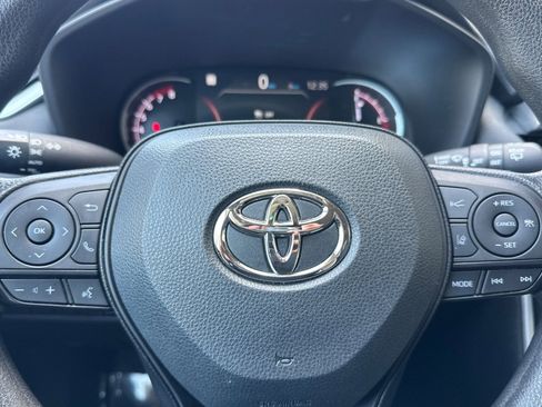 Used 2024 Toyota RAV4 XLE w/ Convenience Package FWD image 28