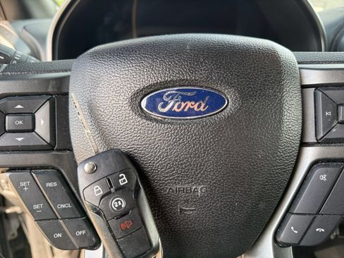 Used 2016 Ford F150 XLT w/ Equipment Group 302A Luxury AWD/4WD image 15
