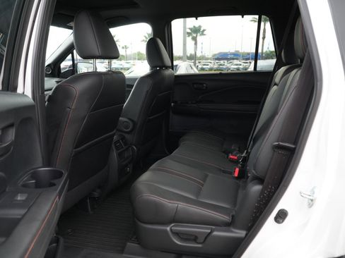 Used 2023 Honda Passport TrailSport image 18