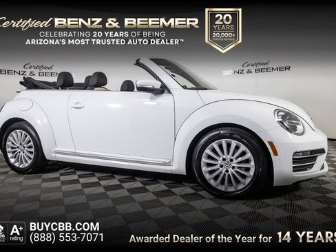 Used 2019 Volkswagen Beetle 2.0T SE FWD image 1