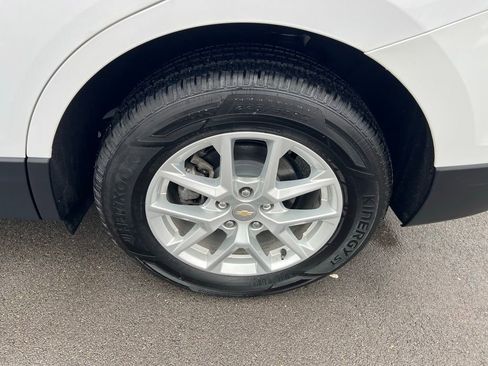 Used 2023 Chevrolet Equinox LT image 14