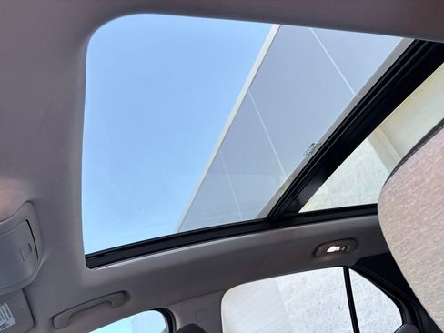 Used 2023 Chevrolet Equinox LT image 26