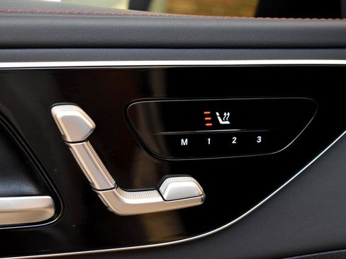Used 2023 Mercedes-Benz C 43 AMG 4MATIC Sedan image 35
