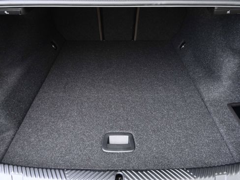 Used 2026 BMW i5 eDrive40 w/ M Sport Package image 28