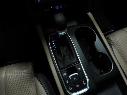 Used 2020 Hyundai Santa Fe Limited image 21