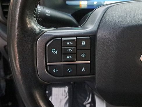 Used 2023 Ford F150 Lightning Lariat image 24