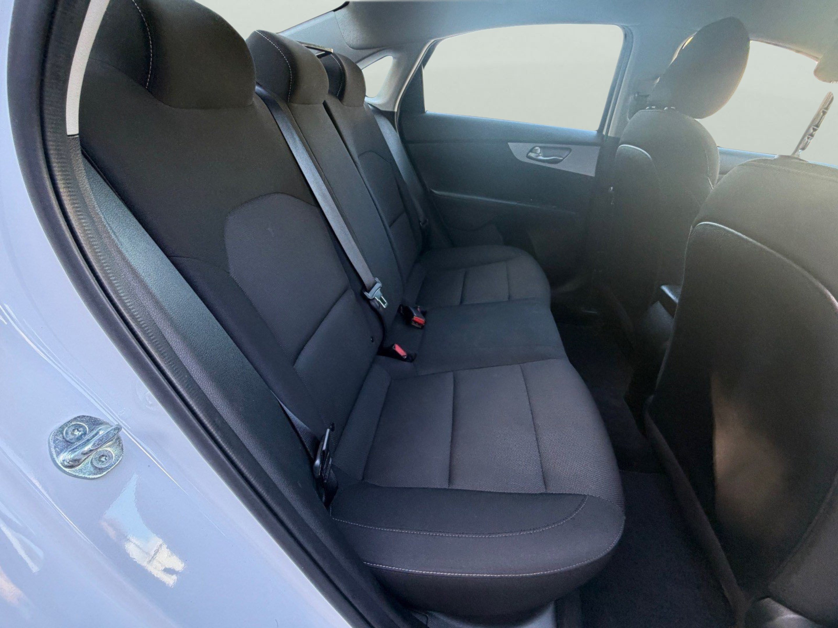 Used 2024 Kia Forte LXS w/ LXS Technology Package FWD image 16