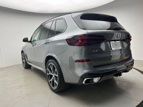 New 2026 BMW X5 xDrive50e w/ M Sport Package AWD/4WD image 4