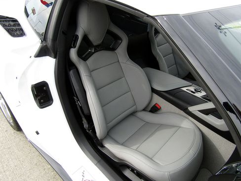 Used 2019 Chevrolet Corvette Stingray Coupe w/ 2LT Preferred Equipment Group image 12