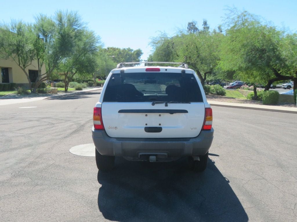 Used 2000 Jeep Grand Cherokee Laredo AWD/4WD image 12