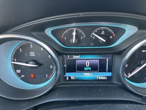 Used 2018 Buick Envision Essence image 26