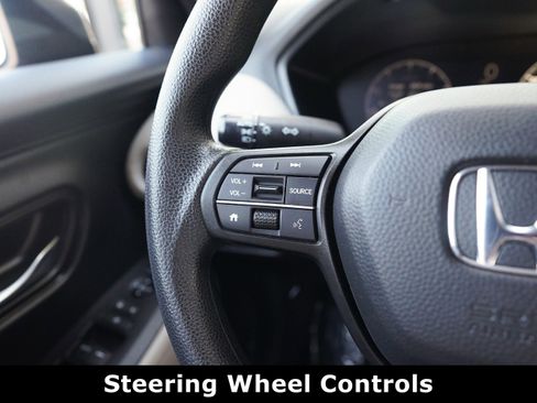 Used 2023 Honda HR-V LX image 22