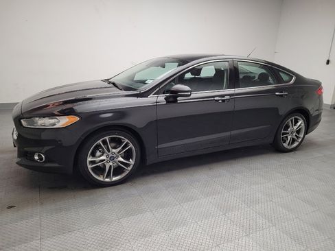 Used 2015 Ford Fusion Titanium image 2