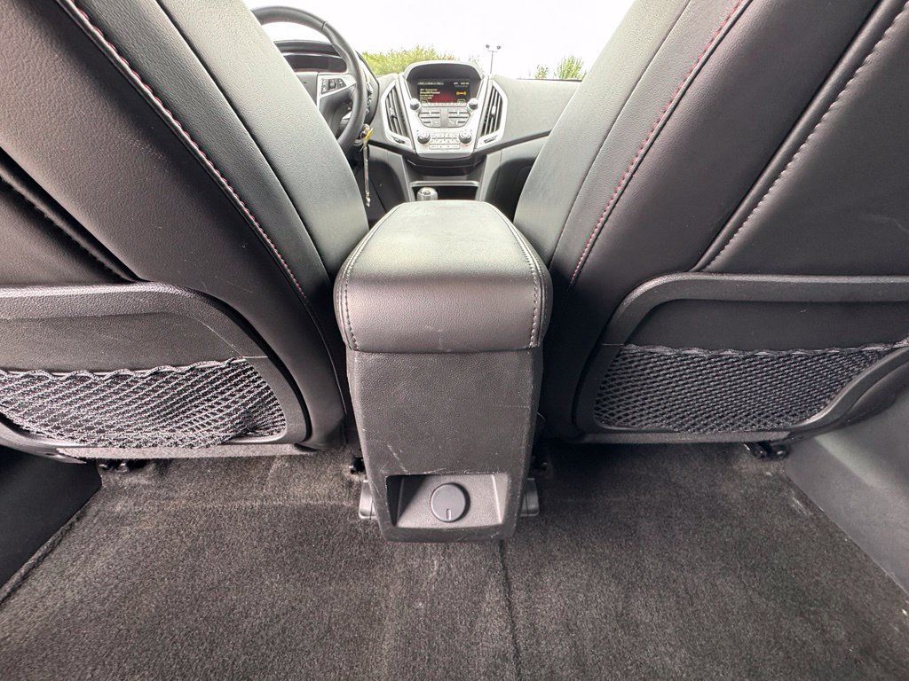 Used 2017 GMC Terrain SLT w/ Driver Alert Package I FWD image 12