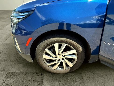 Used 2022 Chevrolet Equinox Premier AWD/4WD image 22