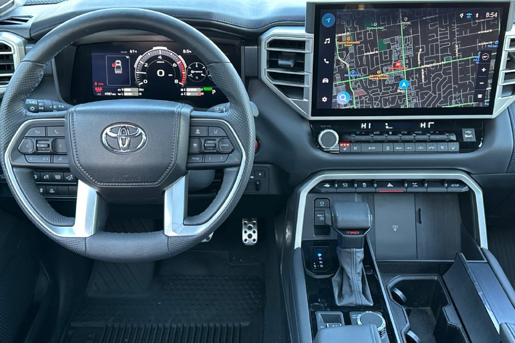 Used 2025 Toyota Tundra Platinum w/ TRD Off-Road Package AWD/4WD image 16