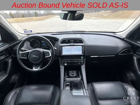 Used 2020 Jaguar F-PACE Prestige image 13