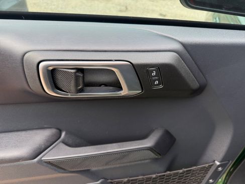 Used 2025 Ford Bronco Outer Banks image 13