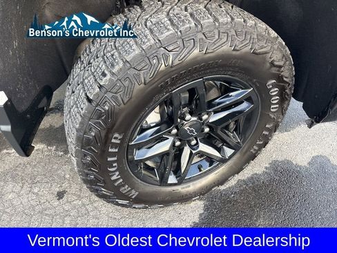 New 2025 Chevrolet Silverado 1500 Custom Trail Boss image 32